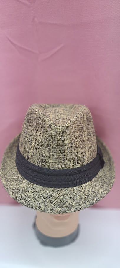 HAT 016