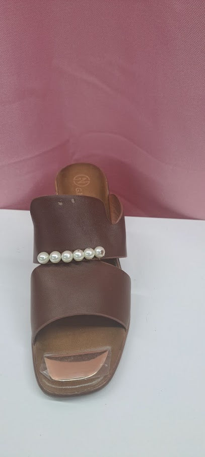 SHOES 11
