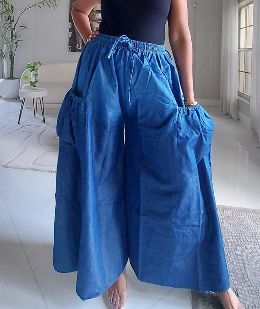 Women long  denim palazzo pant.  Elastic waist Side pockets Long 42 inches. One size fits M- 3XL) Color : two tone  denim